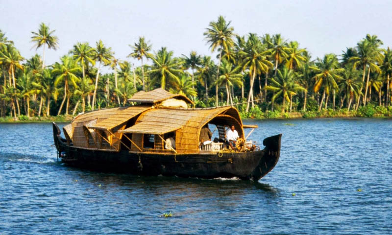 Kerala-Houseboat