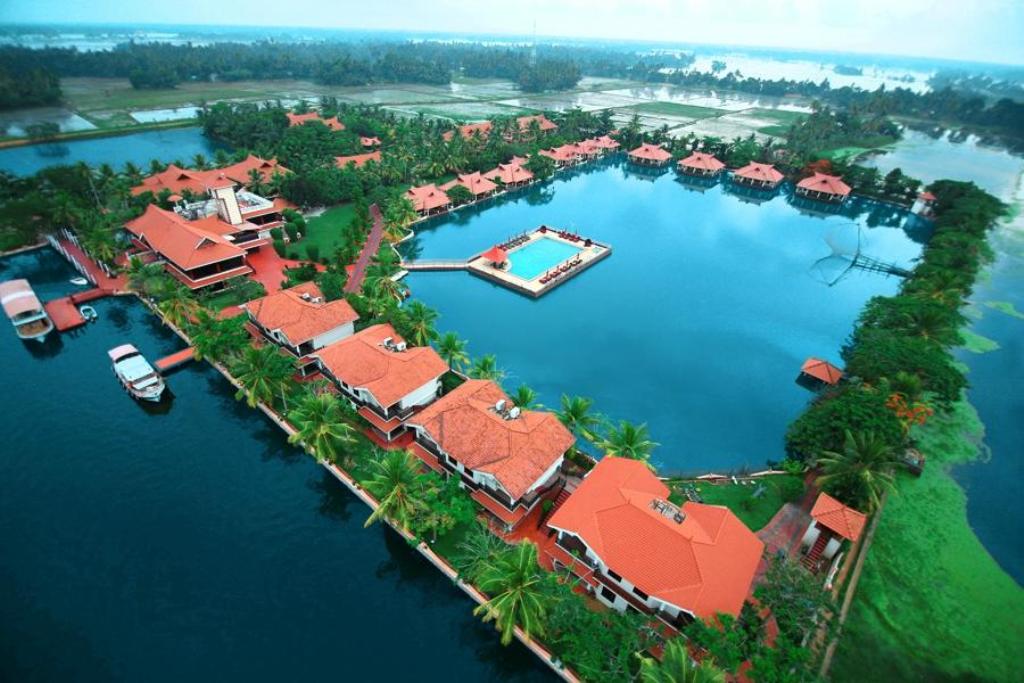 Alleppey Lake Palace Resort