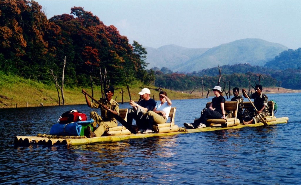 bamboo-rafting-periyar