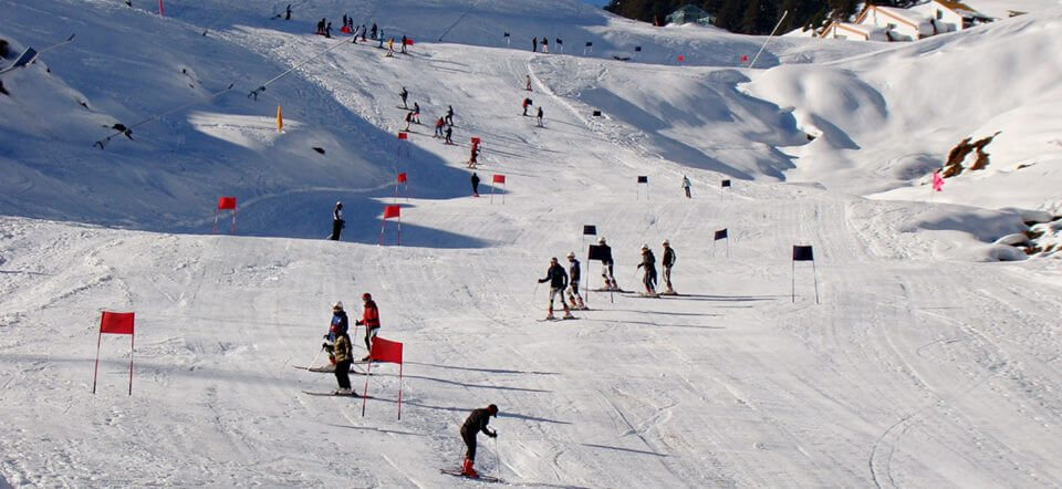 Skiing at Auli