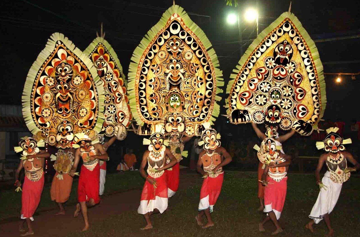 Kadammanitta Padavani, Kerala