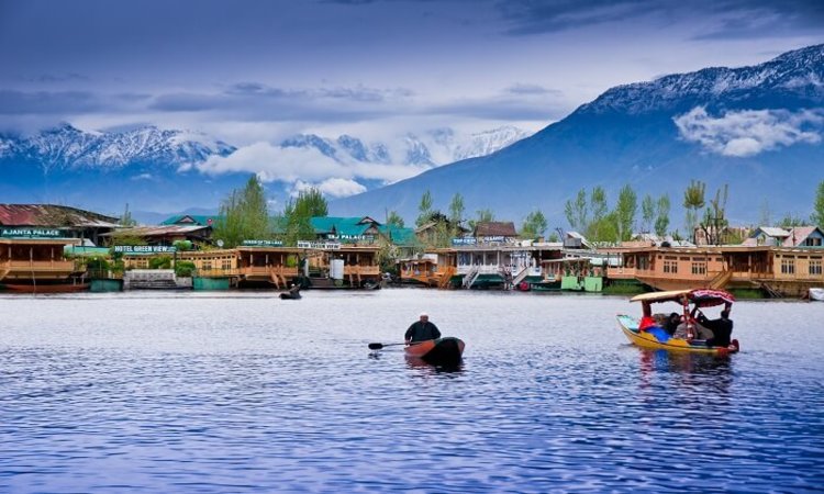 Kashmir Dal Lake