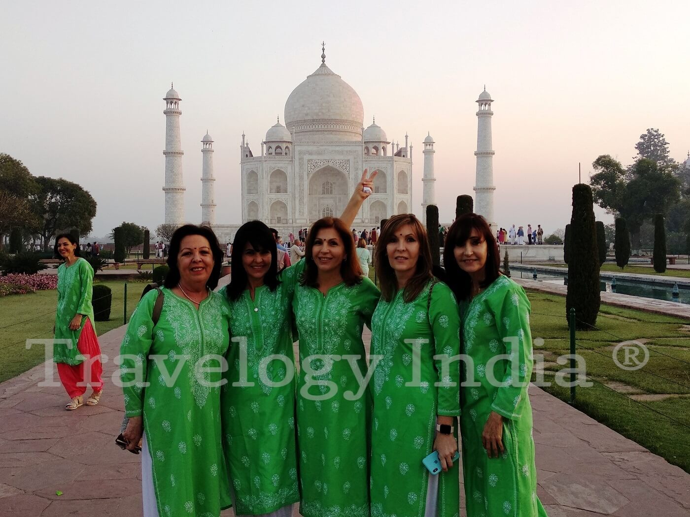 Exclusive Taj Mahal & Agra Fort Day Trip