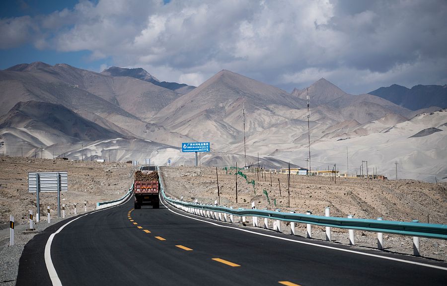 Karakoram Highway to Pakistan Road Trip