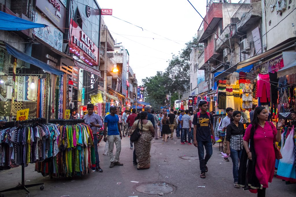 delhi sarojini Market 